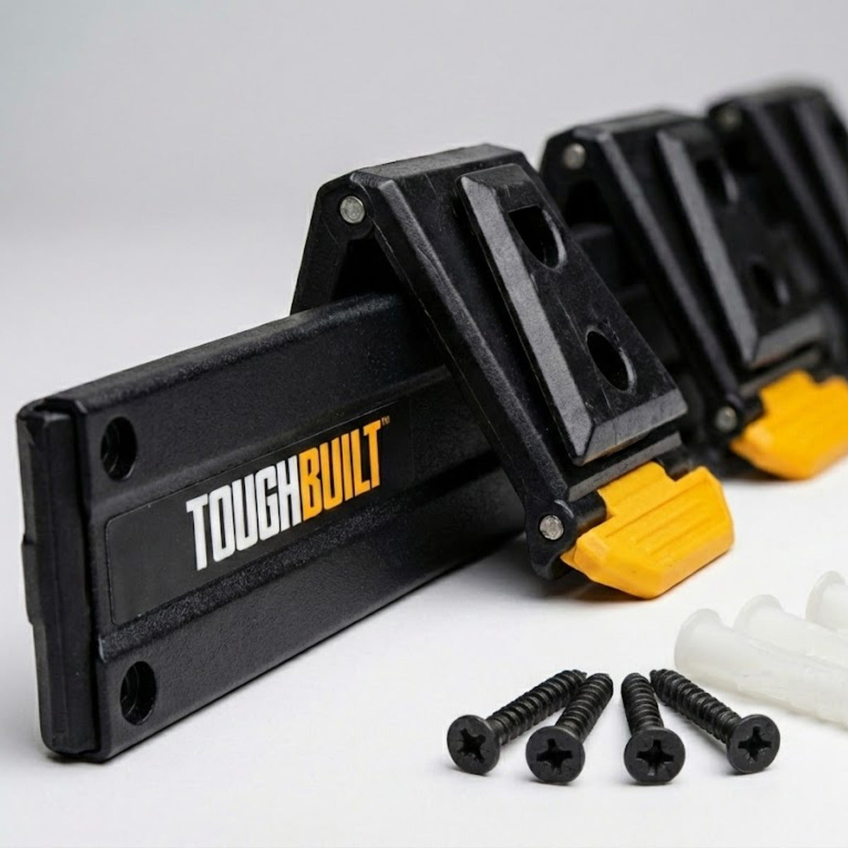 ToughBuilt Organizador de Pared TB-53 Acero con 3 Clips TB-CT-150